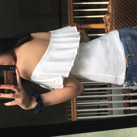 Garage Off the Shoulders Flowy White Shirt - Picture 4 of 8